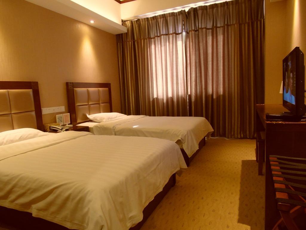 Tianjin Jinma Hotel Chambre photo